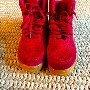 Nike Air Force 1 Suede Sneakers…..WORN!!!! Size 8